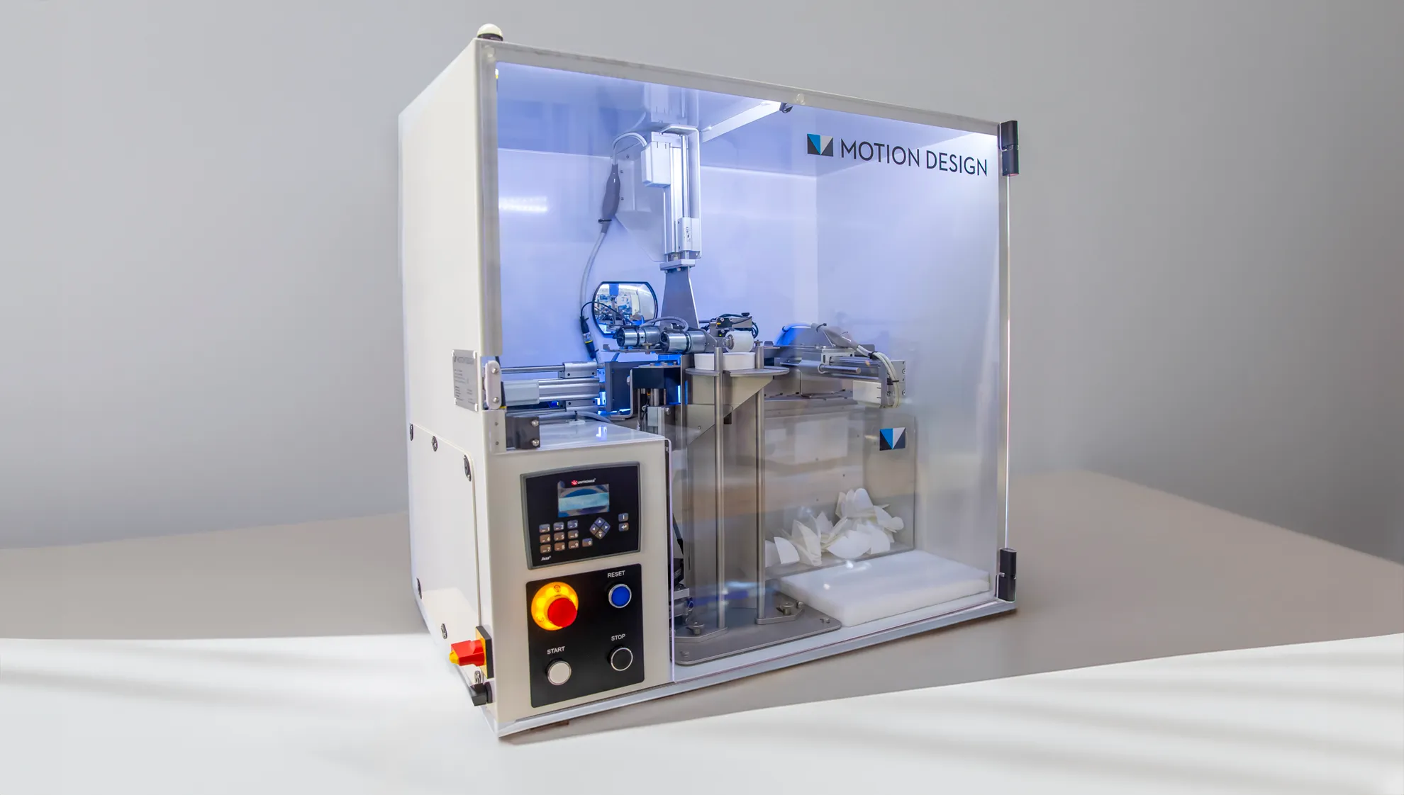 Filter_paper_folder_machine